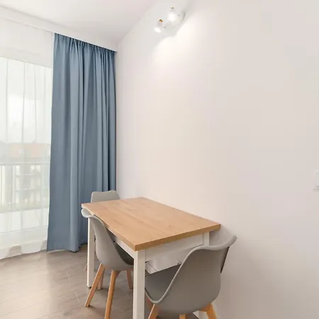 Perfect Bel Mare By Renters