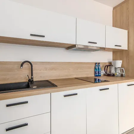 Perfect Bel Mare By Renters 4*